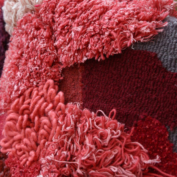 Individueller roter Moosteppich organische Form – Bild 2